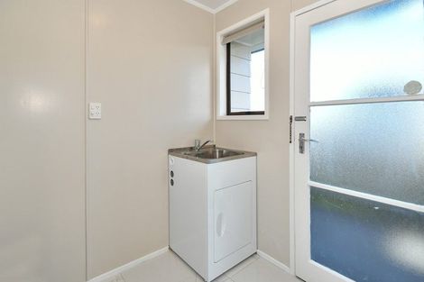 Photo of property in 1 Montego Place, Weymouth, Auckland, 2103