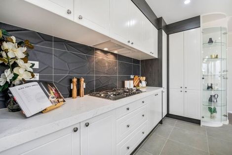Photo of property in 50 Tir Conaill Avenue, Flat Bush, Auckland, 2019