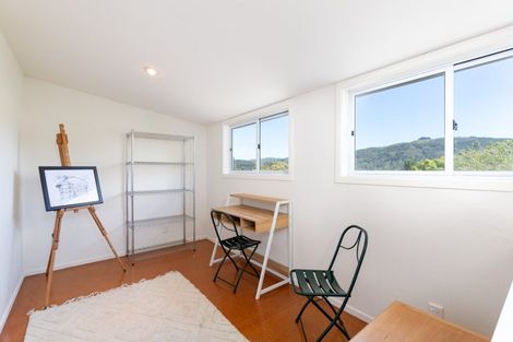 Photo of property in 20a Chatsworth Road, Silverstream, Upper Hutt, 5019