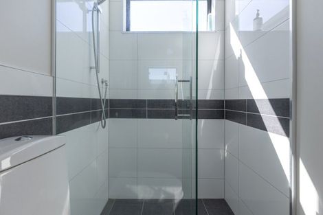 Photo of property in 6/5 The Moorings, Two Mile Bay, Taupo, 3330