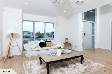 Photo of property in 35 Remuremu Street, Long Bay, Auckland, 0630