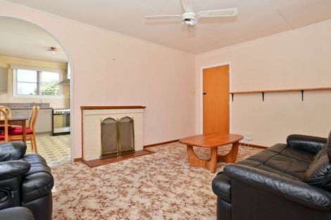 Photo of property in 92 Holland Road, Fairfield, Hamilton, 3214