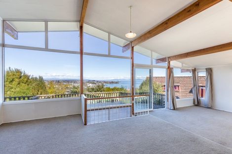 Photo of property in 6 Mccauley Grove, Hilltop, Taupo, 3330