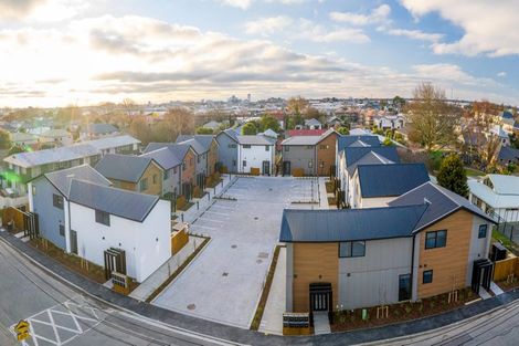 Photo of property in 16/25 Hargest Crescent, Sydenham, Christchurch, 8023