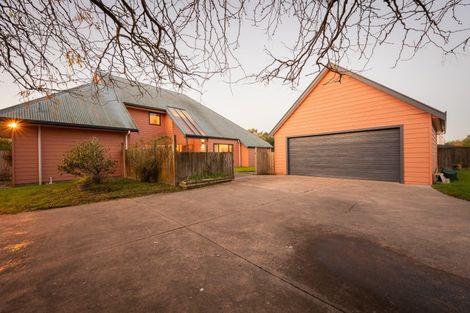 Photo of property in 153 Halcombe Road, Feilding, 4775