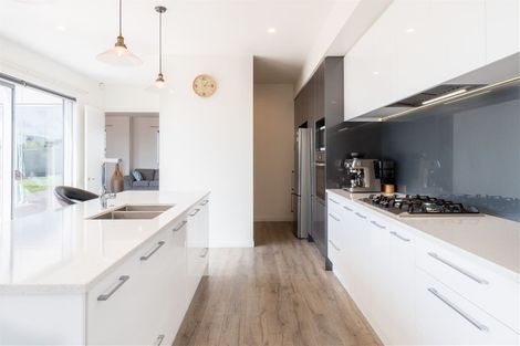 Photo of property in 8 Piper Street, Halswell, Christchurch, 8025