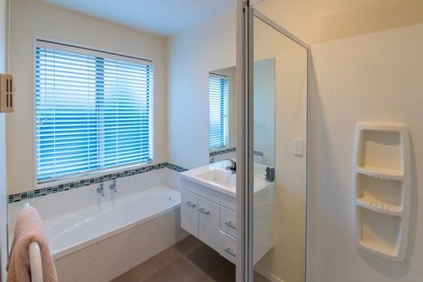 Photo of property in 2 Levinge Lane, Hillmorton, Christchurch, 8024