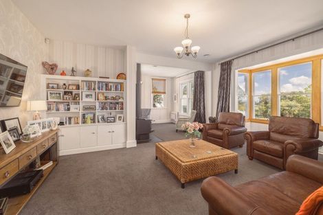 Photo of property in 69 Hackthorne Road, Cashmere, Christchurch, 8022