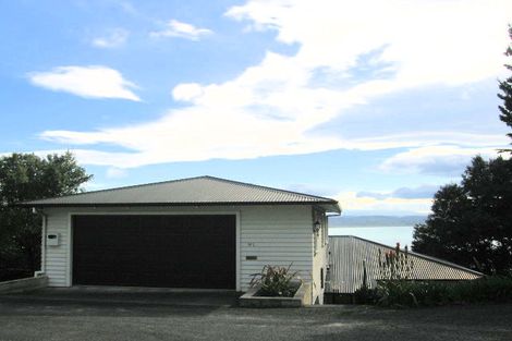 Photo of property in 1 Chilton Road, Hospital Hill, Napier, 4110