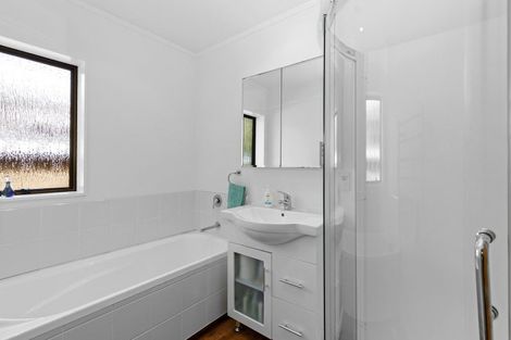 Photo of property in 19 Memphis Grove, Totara Park, Upper Hutt, 5018