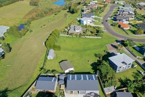 Photo of property in 11 Athenree Heights, Athenree, Waihi Beach, 3177