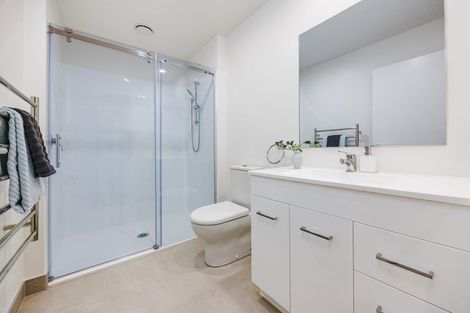 Photo of property in 16 Salvia Lane, Totara Park, Auckland, 2019