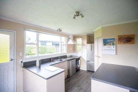 Photo of property in 18 Hamilton Avenue, Winton, 9720