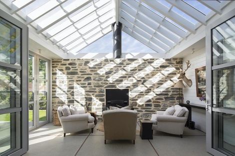 Photo of property in 32 Flynn Lane, Arrowtown, 9302