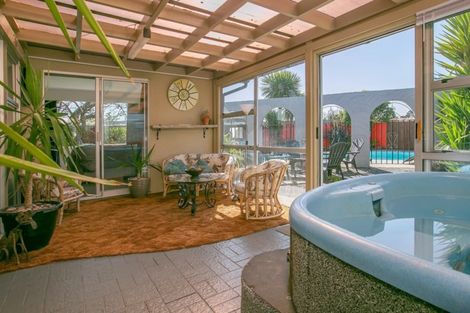 Photo of property in 15 Madden Place, Solway, Masterton, 5810