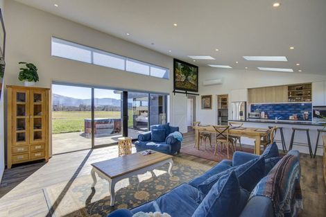 Photo of property in 1096 Woodstock Road, View Hill, Oxford, 7495