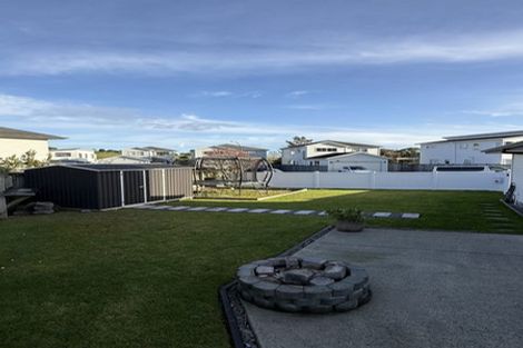 Photo of property in 6 Maylee Crescent, Gulf Harbour, Whangaparaoa, 0930