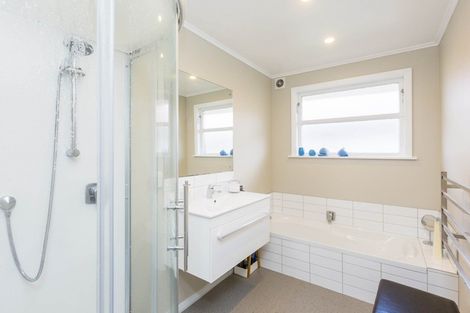 Photo of property in 112 Clouston Park Road, Clouston Park, Upper Hutt, 5018