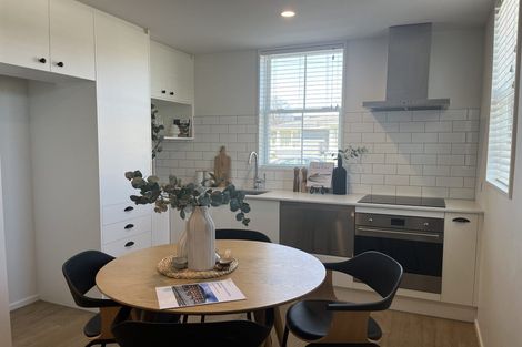 Photo of property in 4/30 Hargest Crescent, Sydenham, Christchurch, 8023