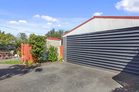 Photo of property in 28 Rowcliffe Crescent, Avonside, Christchurch, 8061