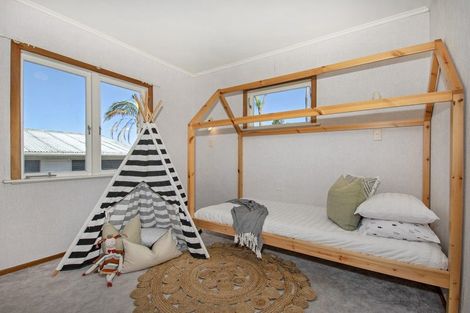 Photo of property in 17 Tui Crescent, Maunu, Whangarei, 0110