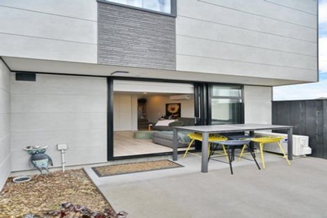 Photo of property in 8/10 New Brighton Road, Shirley, Christchurch, 8061