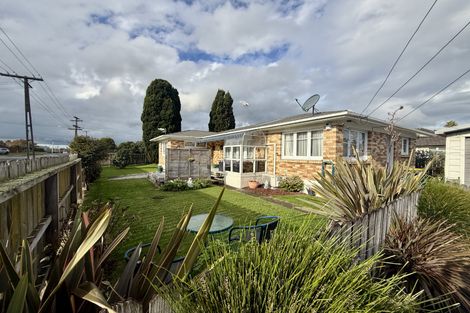 Photo of property in 1/9 Alexander Street, Papakura, 2110