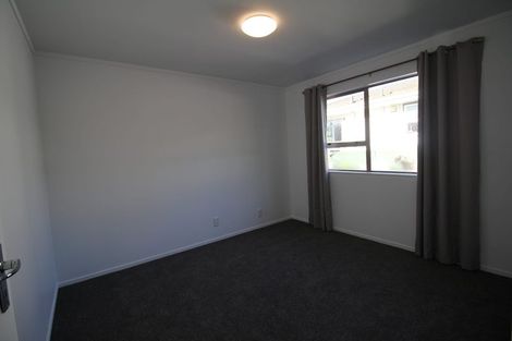 Photo of property in 21 Te Kiteroa Grove, Churton Park, Wellington, 6037