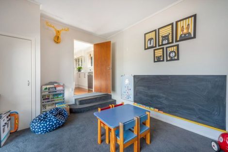 Photo of property in 5 Warwick Avenue, St Andrews, Hamilton, 3200