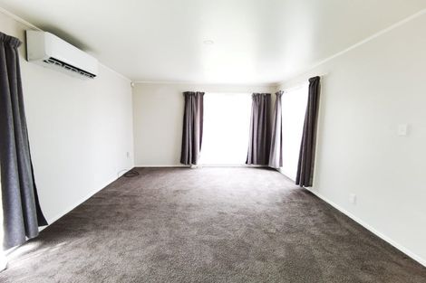 Photo of property in 363 Bucklands Beach Road, Bucklands Beach, Auckland, 2012