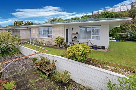Photo of property in 5a Rossiter Crescent, Lynmouth, New Plymouth, 4310