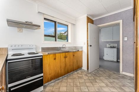 Photo of property in 15 Maher Place, Ranui, Porirua, 5024