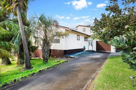 Photo of property in 17 Palliser Lane, Browns Bay, Auckland, 0630