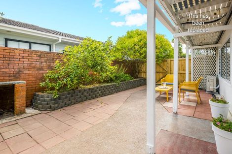 Photo of property in 2/19 Milton Road, Orewa, 0931