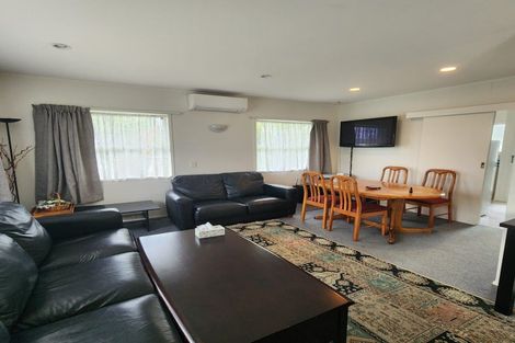 Photo of property in 38a Whiteacres Drive, Sunnyhills, Auckland, 2010