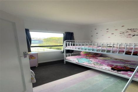 Photo of property in 28 Breakwater Road, Moturoa, New Plymouth, 4310