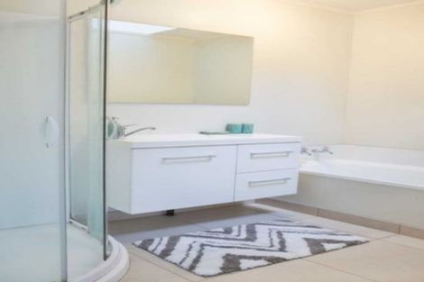 Photo of property in 4/19 Opaheke Road, Papakura, 2110