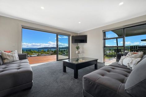 Photo of property in 5 Kittyhawk Drive, Kinloch, Taupo, 3377