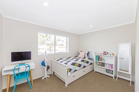 Photo of property in 4 Stella Maris Lane, Silverdale, 0932