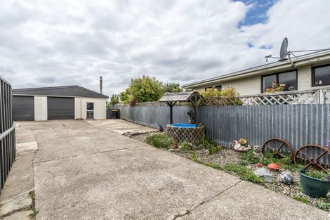 Photo of property in 27 Iona Place, Strathern, Invercargill, 9812