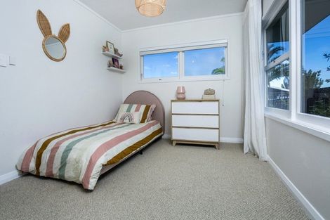 Photo of property in 13 Hume Drive, Hillcrest, Auckland, 0627