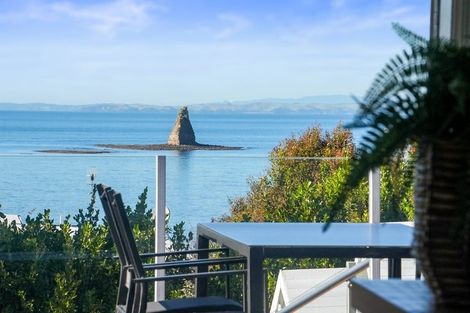 Photo of property in 1047 Whangaparaoa Road, Tindalls Beach, Whangaparaoa, 0930