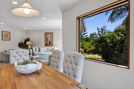 Photo of property in 6 Bushview Place, Upper Vogeltown, New Plymouth, 4310