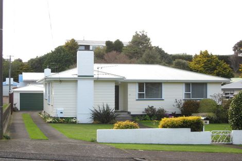 Photo of property in 77 Bayly Road, Blagdon, New Plymouth, 4310