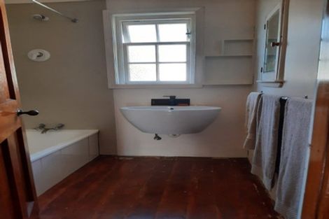 Photo of property in 27 Roseneath Terrace, Roseneath, Wellington, 6011