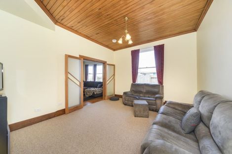 Photo of property in 161 Bridge Street, Bulls, 4818