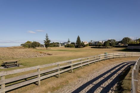 Photo of property in 12 Bronze Court, Papamoa, 3118