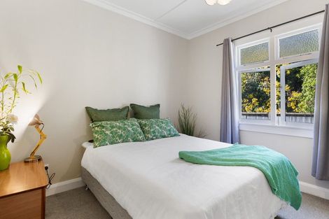 Photo of property in 3a Tupoki Street, Glen Avon, New Plymouth, 4312