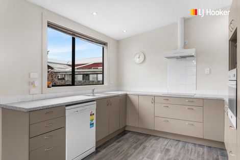 Photo of property in 101 Oxford Street, South Dunedin, Dunedin, 9012