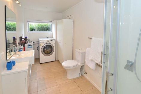 Photo of property in 95 Stanmore Bay Road, Stanmore Bay, Whangaparaoa, 0932